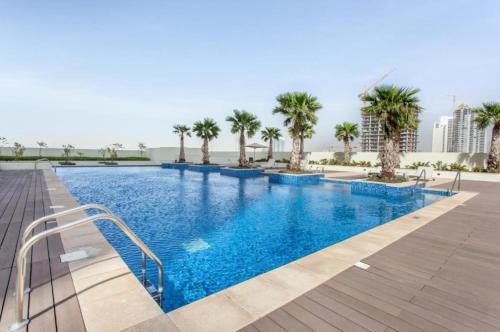 Modern JVC Studio with Pool Gym and Easy Access to Attractions