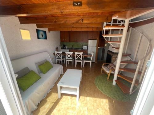 Magnificent apartment a few meters from the sea