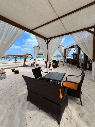Gallery image of شاليه قرية ديمورا - عائلات فقط Dimora village chalet - families only in Al Dabaa