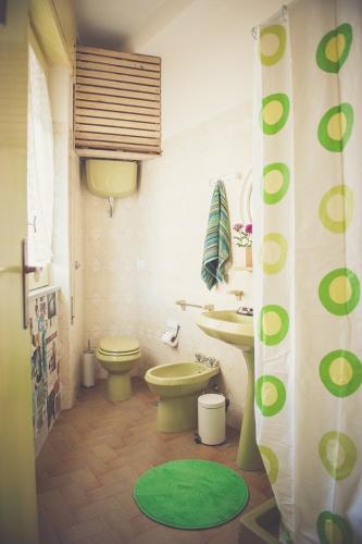 Ένα μπάνιο στο Nomad B&B