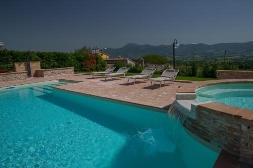Der Swimmingpool an oder in der Nähe von Il Casato