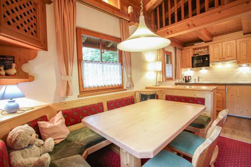 Ferienwohnung Königsleiten 251 - Top OG