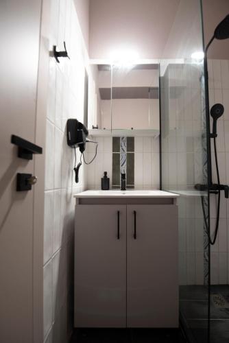 KK75corner ROVERE
