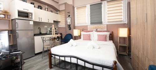 KK75corner ROVERE