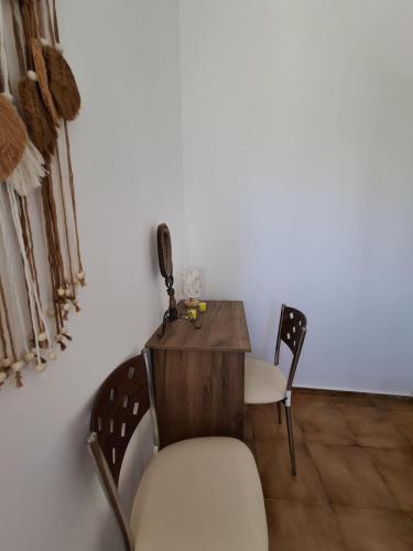Φωτογραφία από το άλμπουμ του Not quite a treehouse στον Βροντάδο