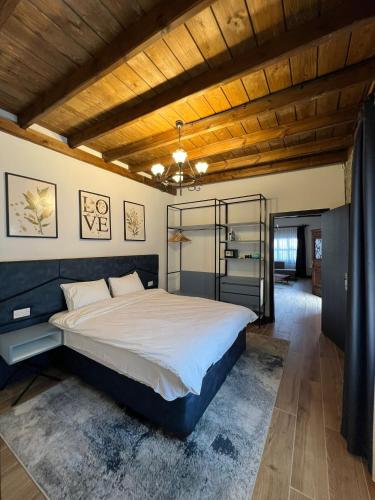 Gallery image of MAVI KONAK Butique Hotel Deluxe Rooms & Suites in Kérynia