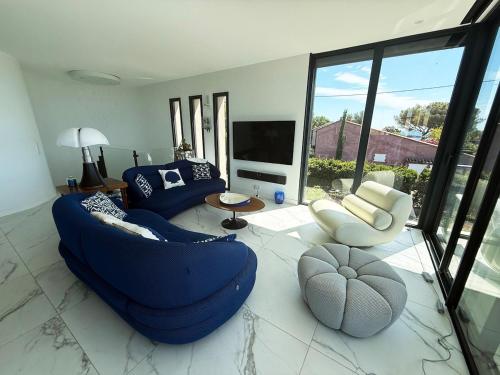 Beautiful villa with sea view