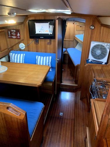 a view of the aft cabin of a boat at Notte in barca tra gioia e relax cullati dal mare in Civitavecchia