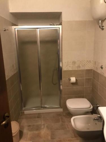 Ένα μπάνιο στο Il casale del Conte
