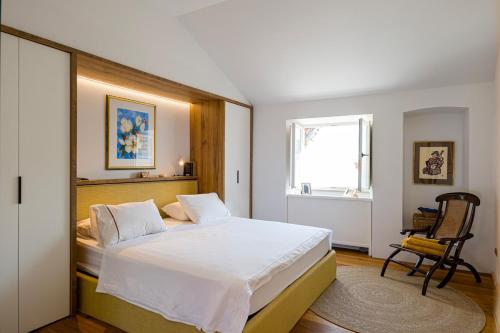 Charming & luxurious Old Town Apartment