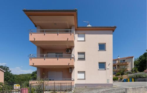 Beautiful Apartment In Rijeka With Wifi