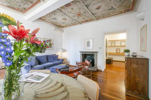 Rome Central Suite via Vittoria