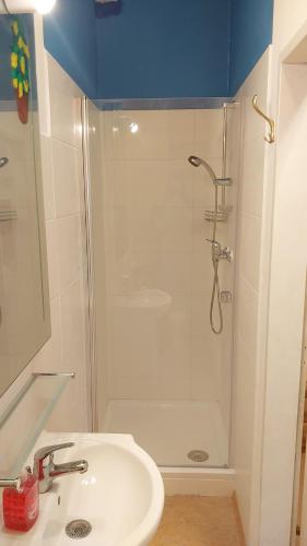 1 Zimmer Wohnung mit Balkon