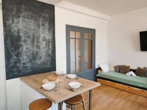 Una cama o camas en una habitación de Casa Mistral