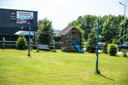 Zona de juegos infantil en Domek pod Limbami