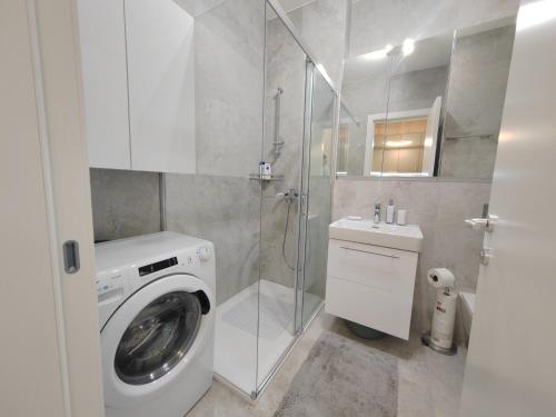 Koupelna v ubytování Lastavica residence, modern luxury apartment with free garage