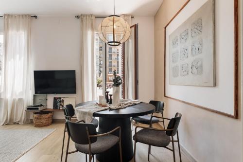Incahuasi - 3 bedrooms and terrace in Eixample Esquerra