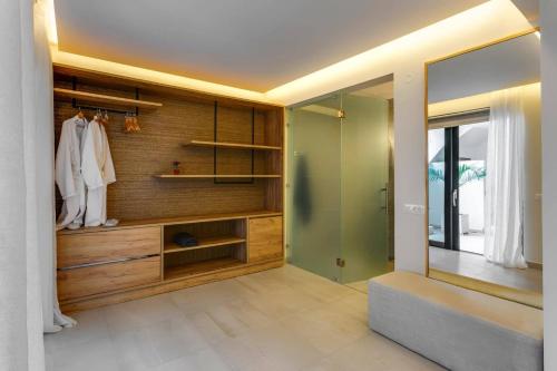 A bathroom at Villa Mariba Blue by Villa Plus