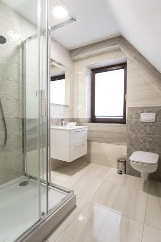 Koupelna v ubytování U Gawlaka - Noclegi z Jacuzzi i widokiem na Tatry