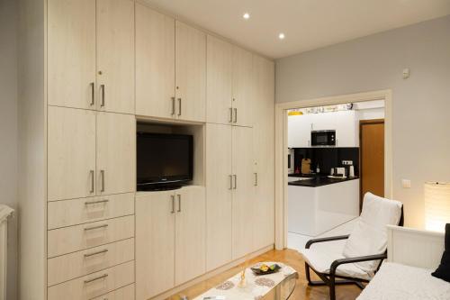 Athenian Escape - Located near the heart of Athens