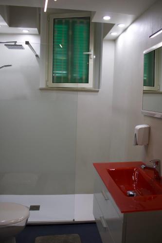Bilik mandi di Casa Leolisa