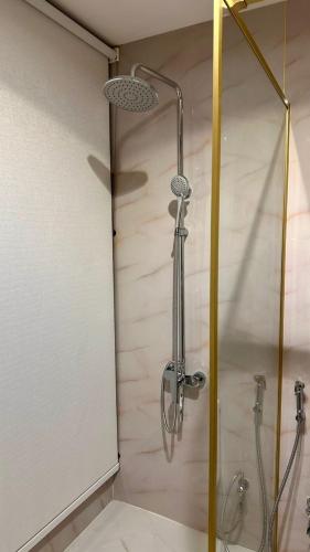 Un baño de Seven Seas Diamonds Cruise
