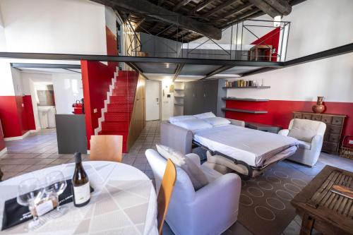 The Scarlet Loft in Trastevere