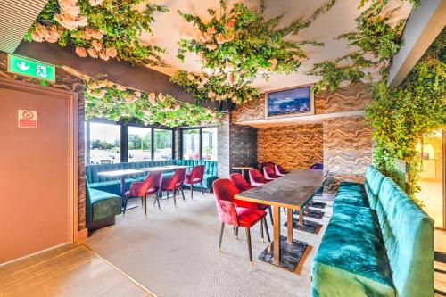 Posezení v ubytování Dancenter Lux Resort London City M25