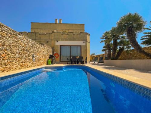 Afbeelding uit fotogalerij van Villa Fieldend - Gozo Holiday Home in Għarb