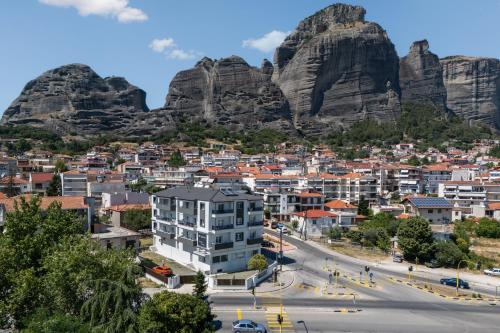 Γενική θέα στο βουνό ή θέα στο βουνό από  αυτό το ξενοδοχείο διαμερισμάτων
