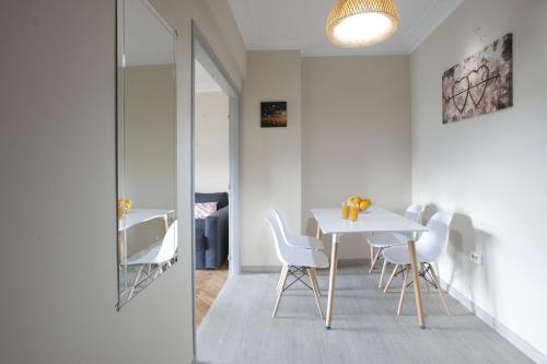 Ano Patisia, A 5th Floor Fully Renovated Penthouse