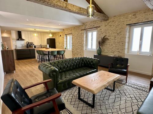 Le loft du Cloître - Parking - Clim