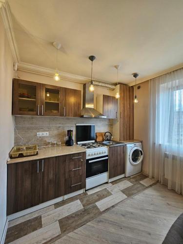 Η κουζίνα ή μικρή κουζίνα στο Shahumyan 188a Apartment