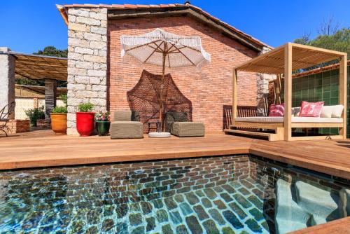 Piscine de l'établissement A Mandria di Murtoli ou située à proximité