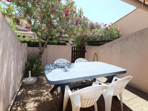 Maison Climatisée avec Mezzanine, Parking Sécurisé, Proche Plage et Commerces - FR-1-307-132