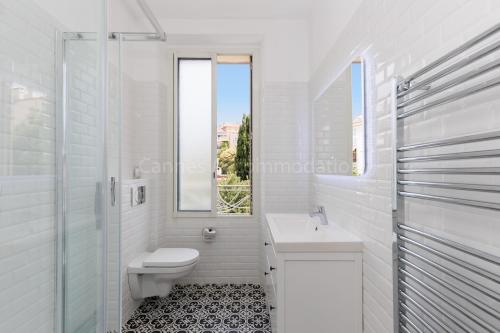 Ένα μπάνιο στο Soeur