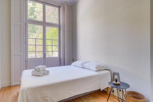 Bel appartement avec terrasse et parking privé