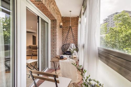 Besalu - 3 bedrooms and balcony in Castilla