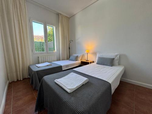 Katil atau katil-katil dalam bilik di Casa Verde Logroño