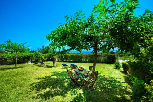 Gallery image of Summer Houses in Afytos in Afitos