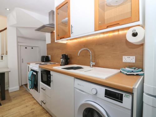 Kuchyň nebo kuchyňský kout v ubytování 3 Caroline Place