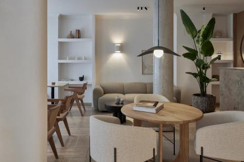 ADELANTE Boutique Hotelにあるシーティングエリア