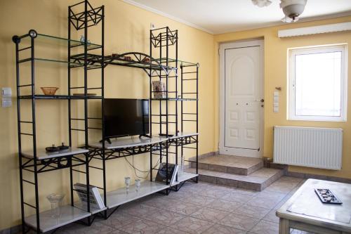 EVELIN APARTMENT IX near Athens Airport