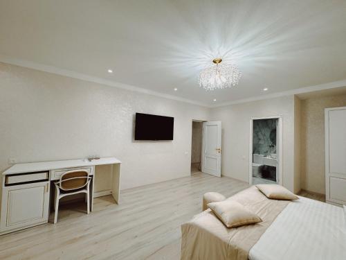 Televiisor ja/või meelelahutuskeskus majutusasutuses Old Yerevan Boutique Hotel