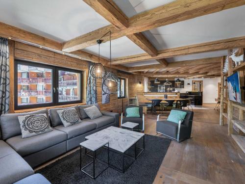 Appartement de luxe avec sauna et terrasse au centre de Val d'Isère - FR-1-567-51