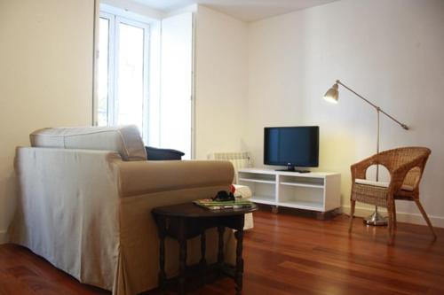 Belem Apartment with private parking