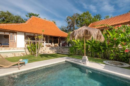 Πισίνα στο ή κοντά στο Villa Limasan Uluwatu