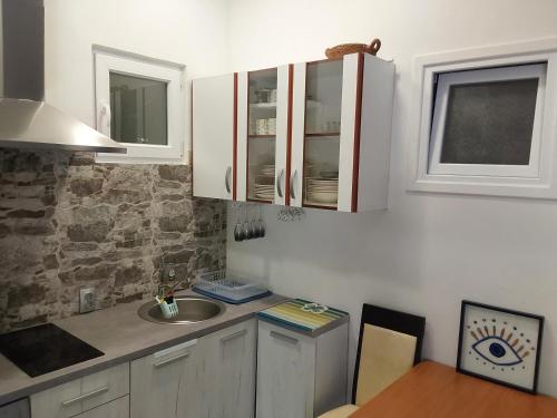 Η κουζίνα ή μικρή κουζίνα στο Apartment Marci