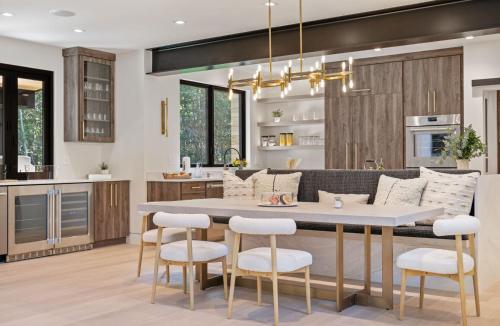 Una cocina o cocineta en RMR: Tensleep Oasis Home in The AspensWilsonWY