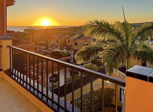 Golf and Beach Retreat in Maspalomas